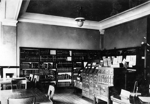 Edith Garland Dupre Library: Main Reading Room