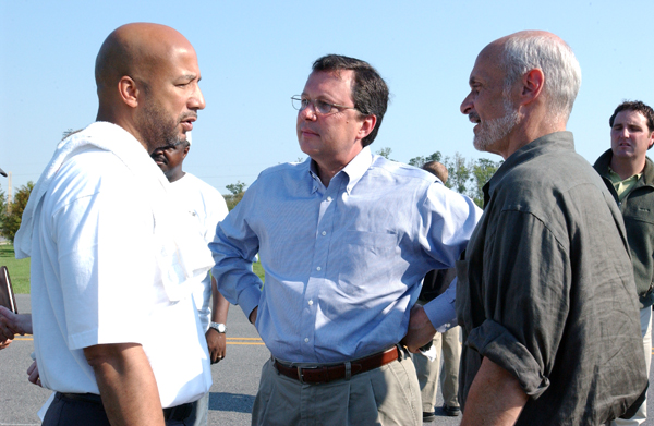 Ray Nagin, Michael Brown, and Michael Chertoff meet after Hurricane Katrina