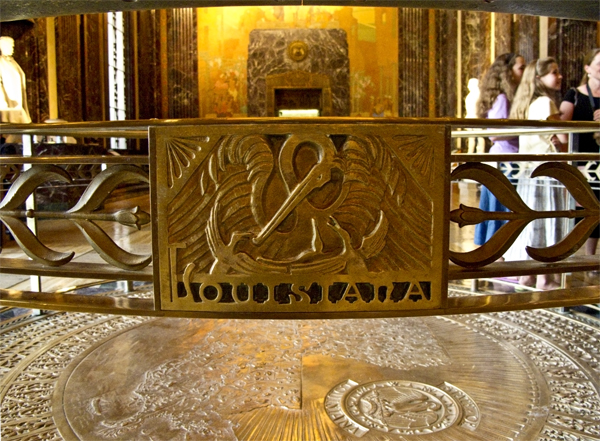 The State Capitol of Louisiana – Interior railing (detail)
