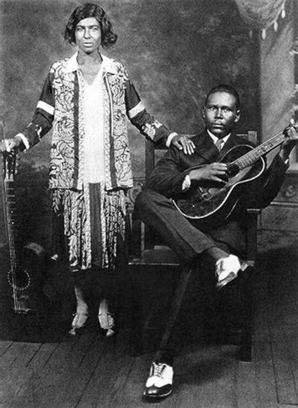 Memphis Minnie with  “Kansas Joe” McCoy
