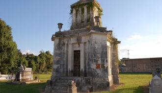 The Landry family tomb in 2010. Photo by Wikimedia Commons user Z28scrambler.